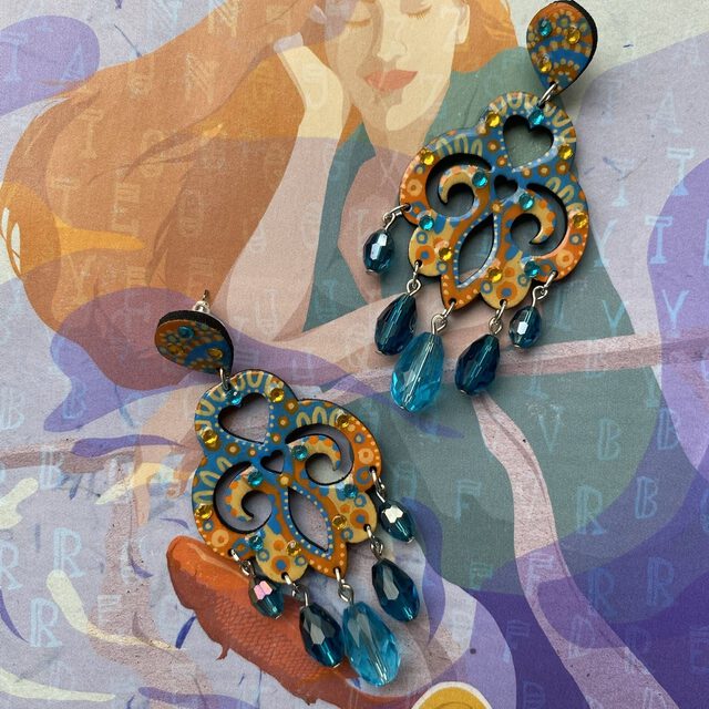 Boucles d'oreilles uniques n°058 en bois recyclé peintes à la main, Orange, Bleu