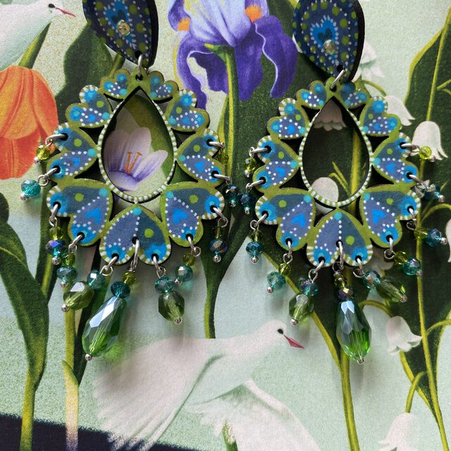 Boucles d'oreilles uniques n°085 en bois recyclé peintes à la main, Vert, Bleu