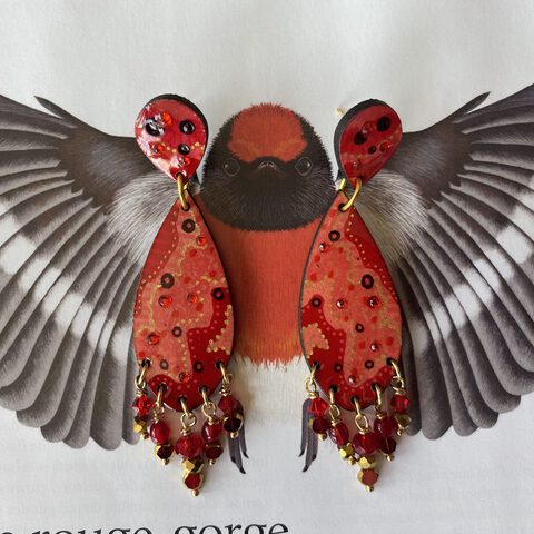 Boucles d'oreilles uniques n°111 en bois recyclé peintes à la main, Rouge