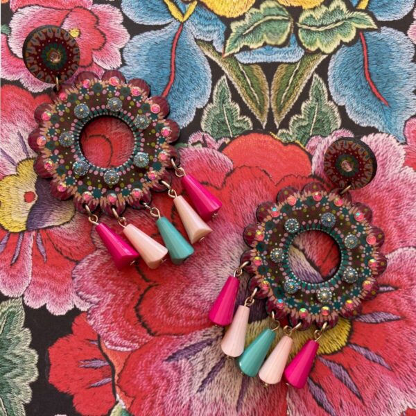 Boucles d'oreilles uniques n°126 en bois recyclé peintes à la main, Rose, Vert